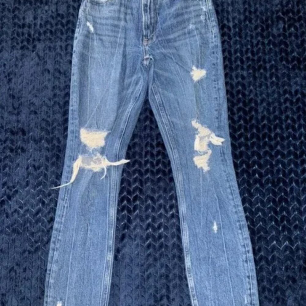 Abercrombie & Fitch High Rise Mom Jeans Distressed Denim Blue Size 23
